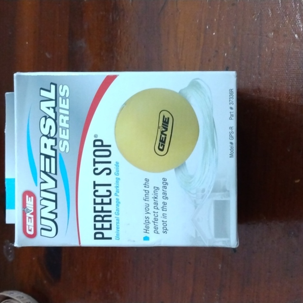 Universal Parking Guide